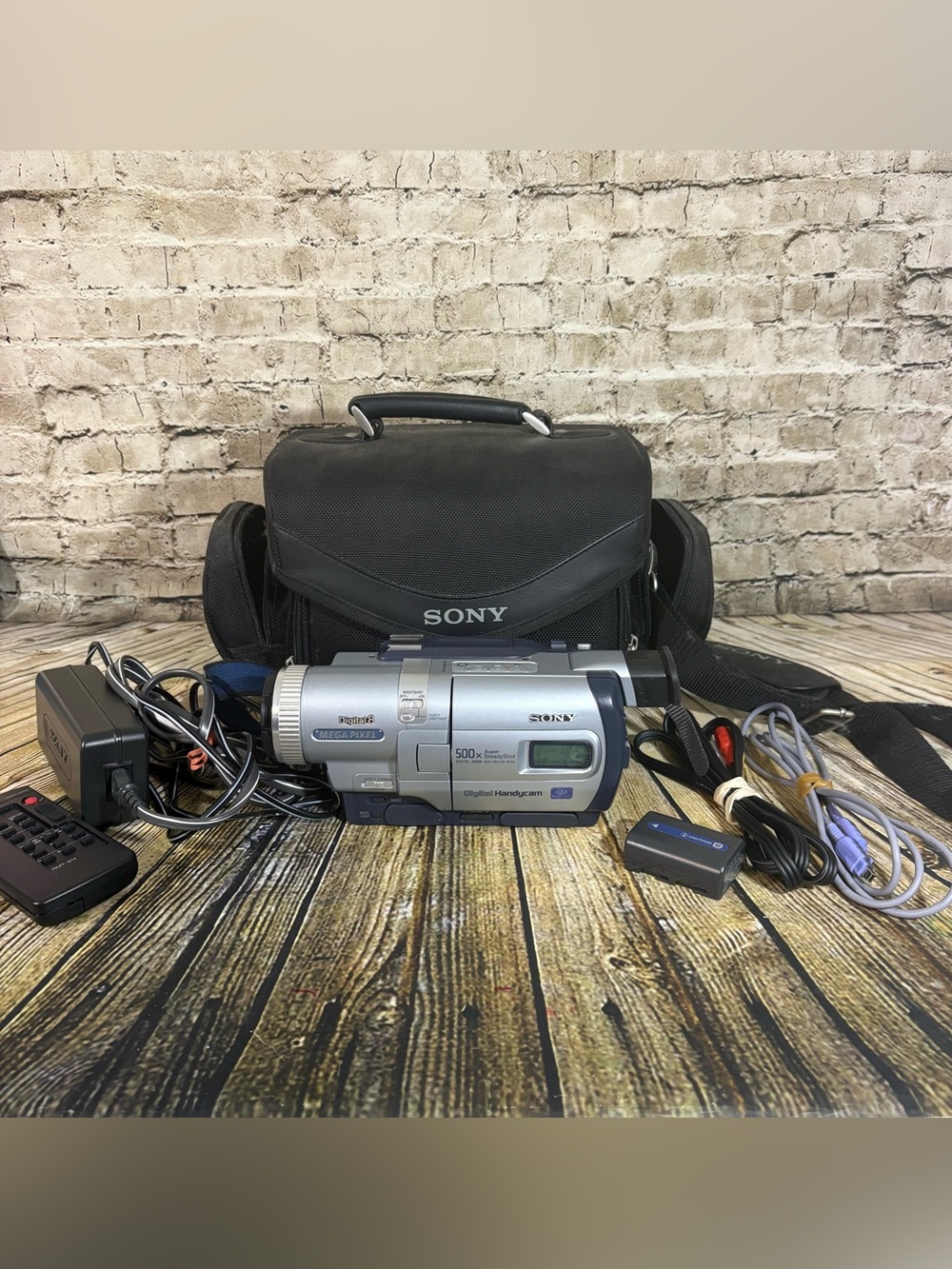 Sony Handycam DCR-TRV730 & Bag Tested